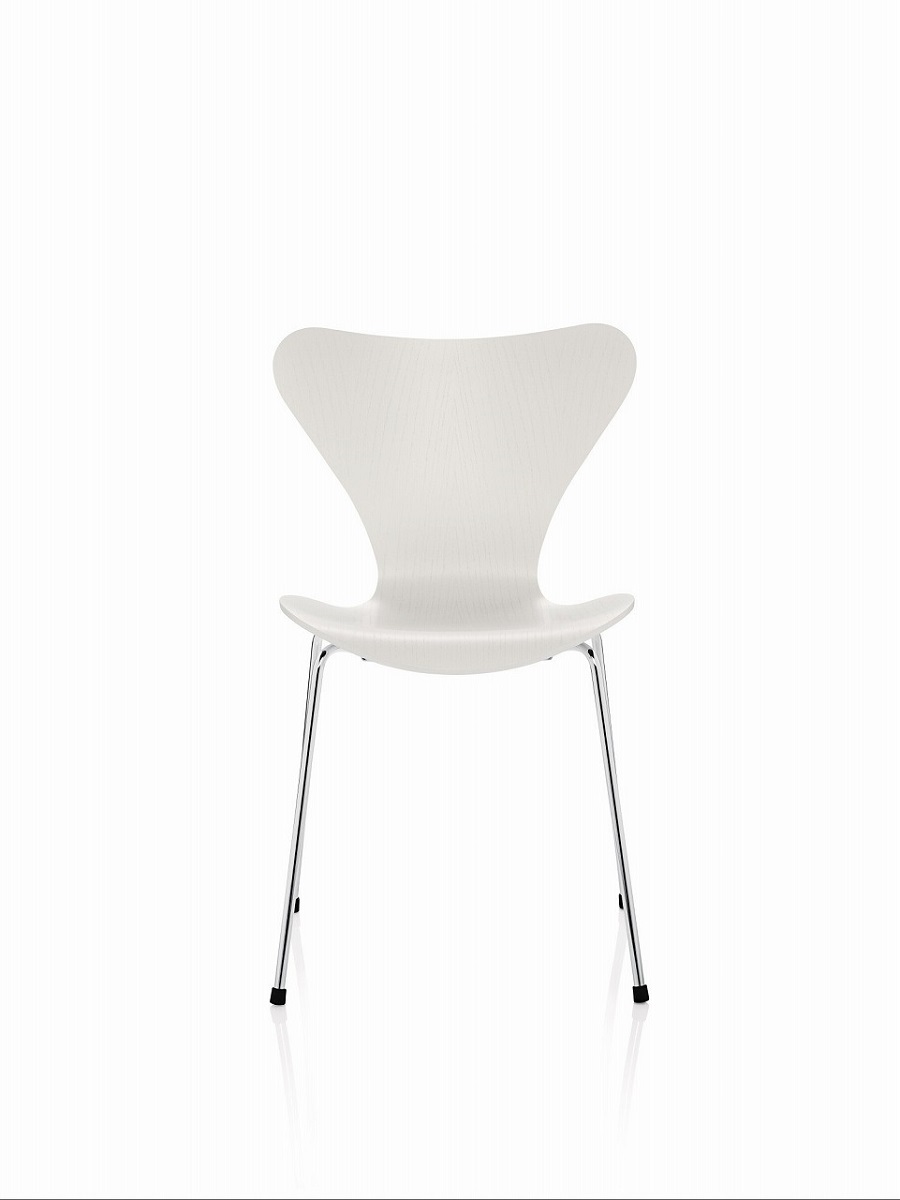 FRITZ HANSEN　3107　チェア