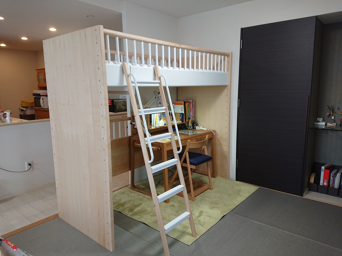 K様 ／ テンポ ロフトベッド フォピッシュデスク ティーキッズチェア  