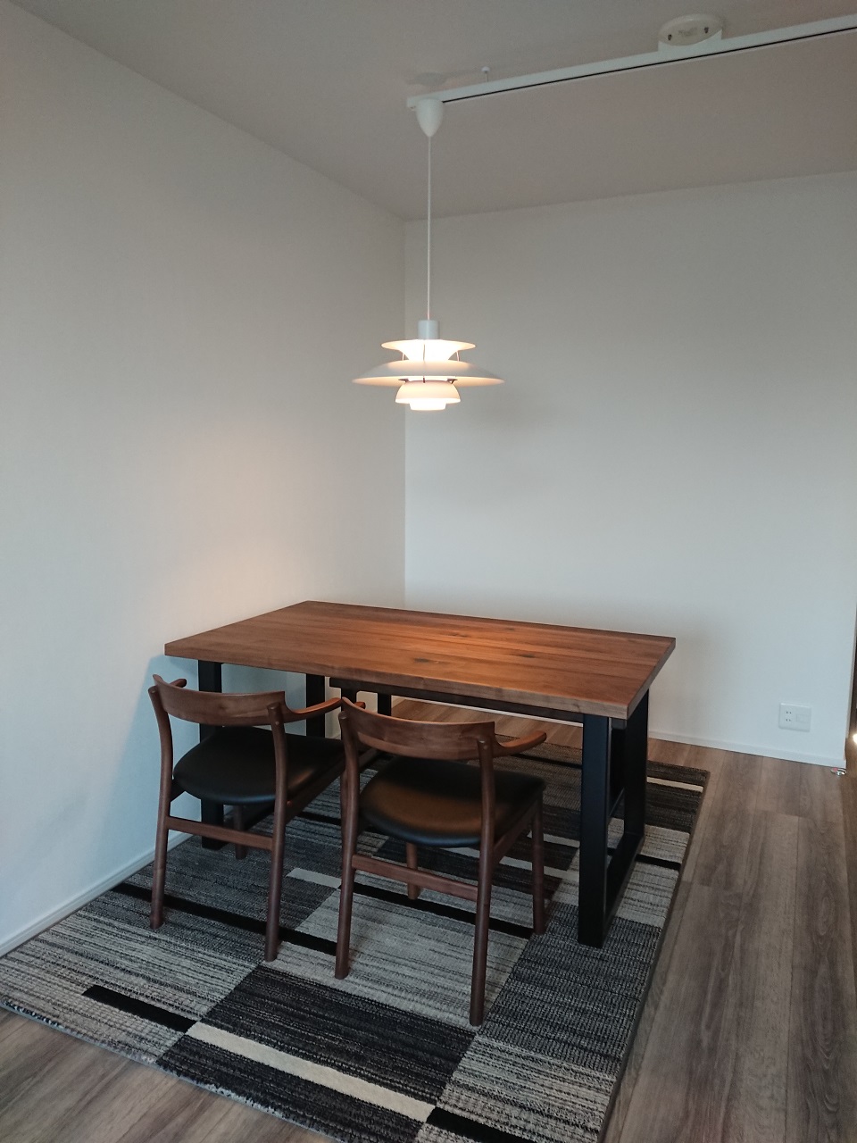 N様 ／ FJダイニングテーブル FJベンチ スープダイニングチェア PH5  