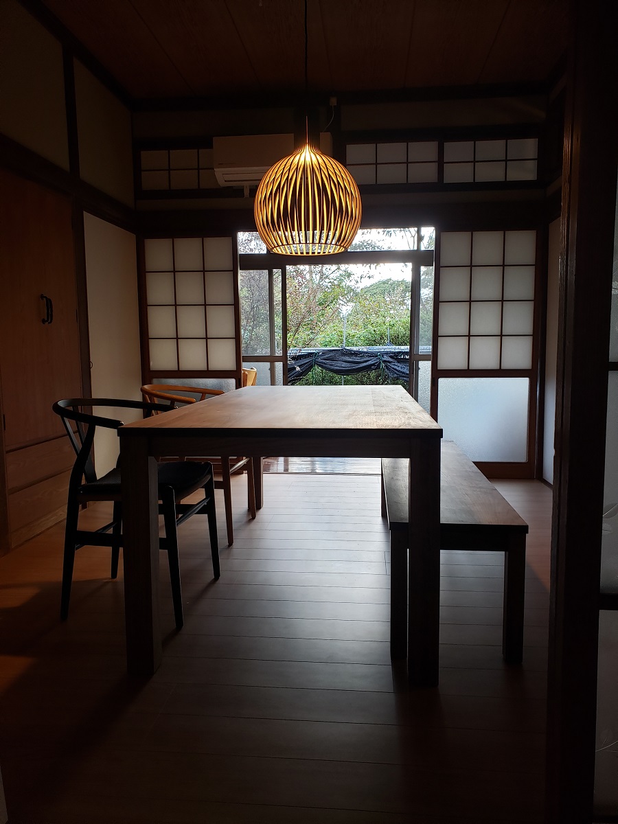 A様 ／ RENテーブル、Yチェア、SECTO、FLADソファ