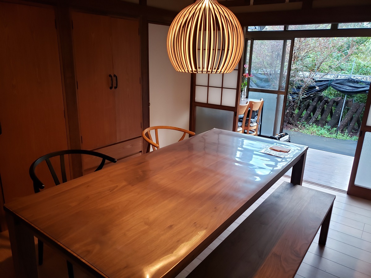 A様 ／ RENテーブル、Yチェア、SECTO、FLADソファ